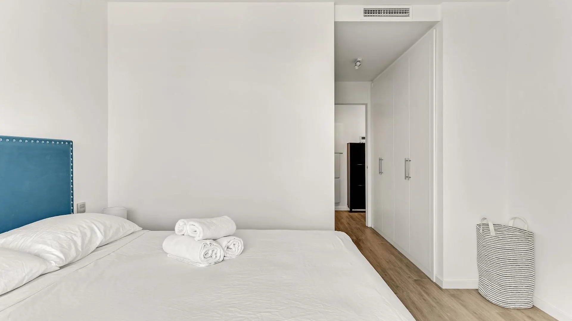 Modern 3 Bed Apt In Cancelada Estepona